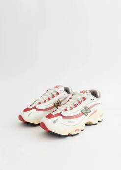 1000 'Astro Dust' Sneakers