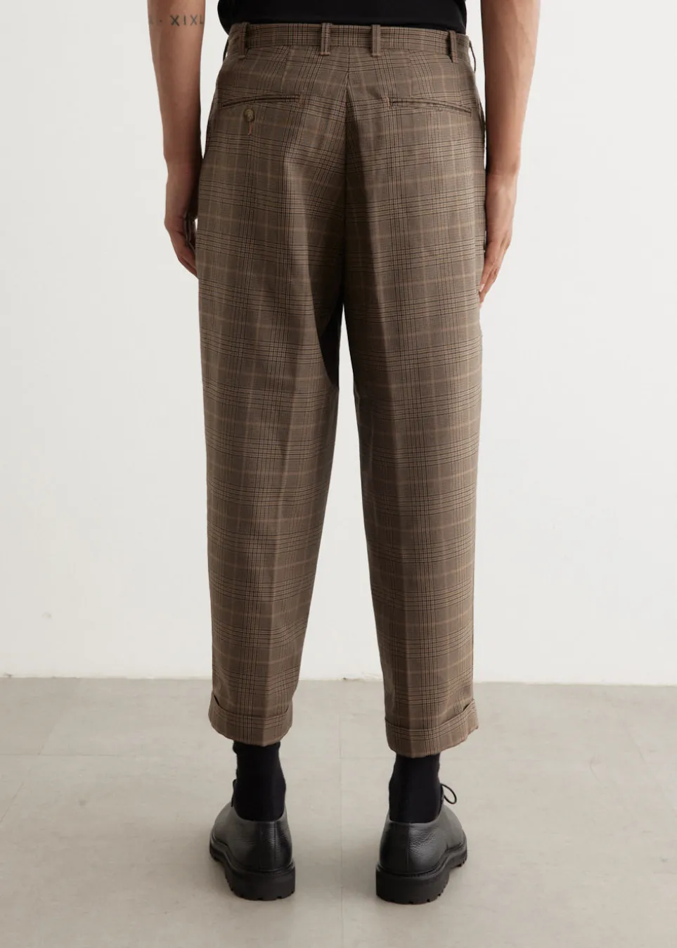 2 Pleats Tapered Twill Pants