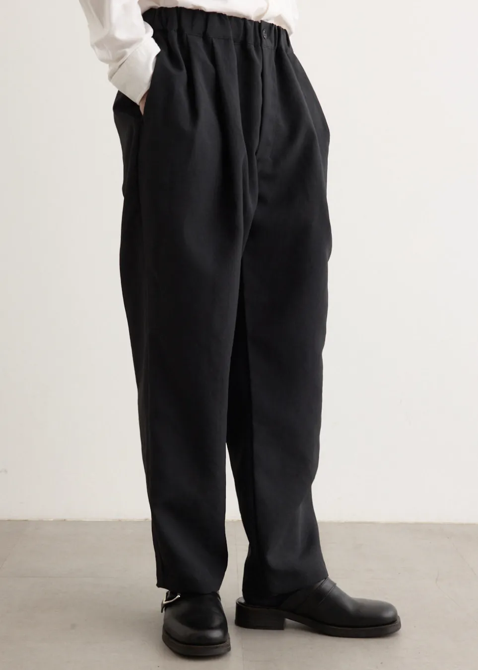 2 Tuck Polyester Pants