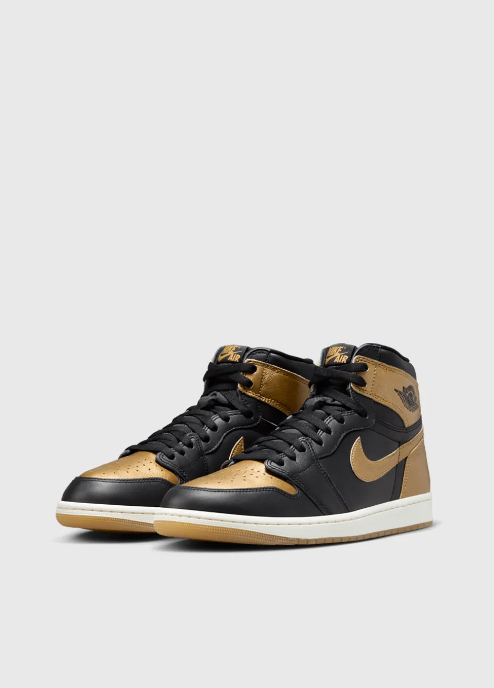 Air Jordan 1 Retro High OG 'Metallic Gold' Sneakers
