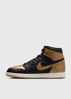 Air Jordan 1 Retro High OG 'Metallic Gold' Sneakers