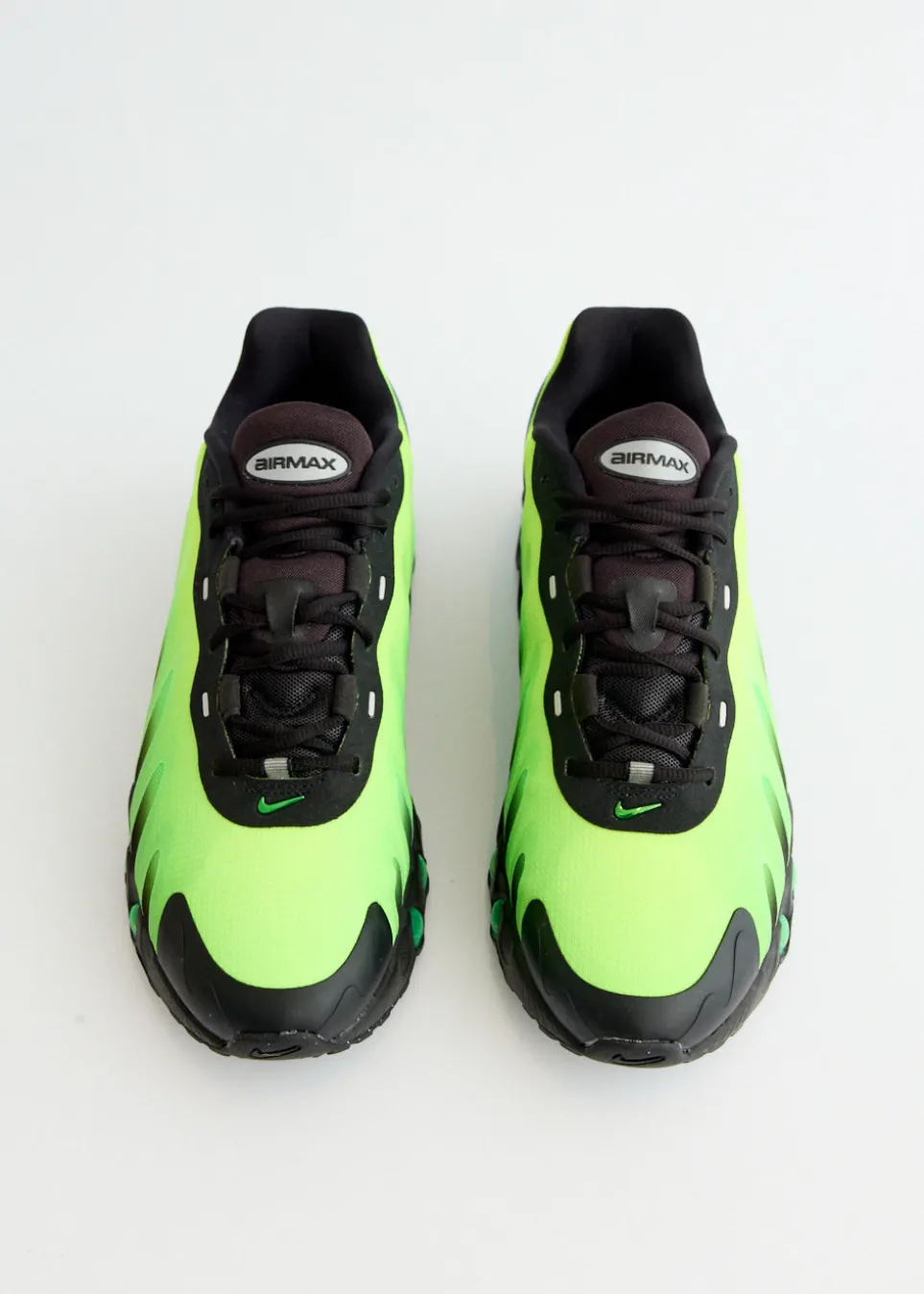 Air Max Dn8 'Green Strike' Sneakers