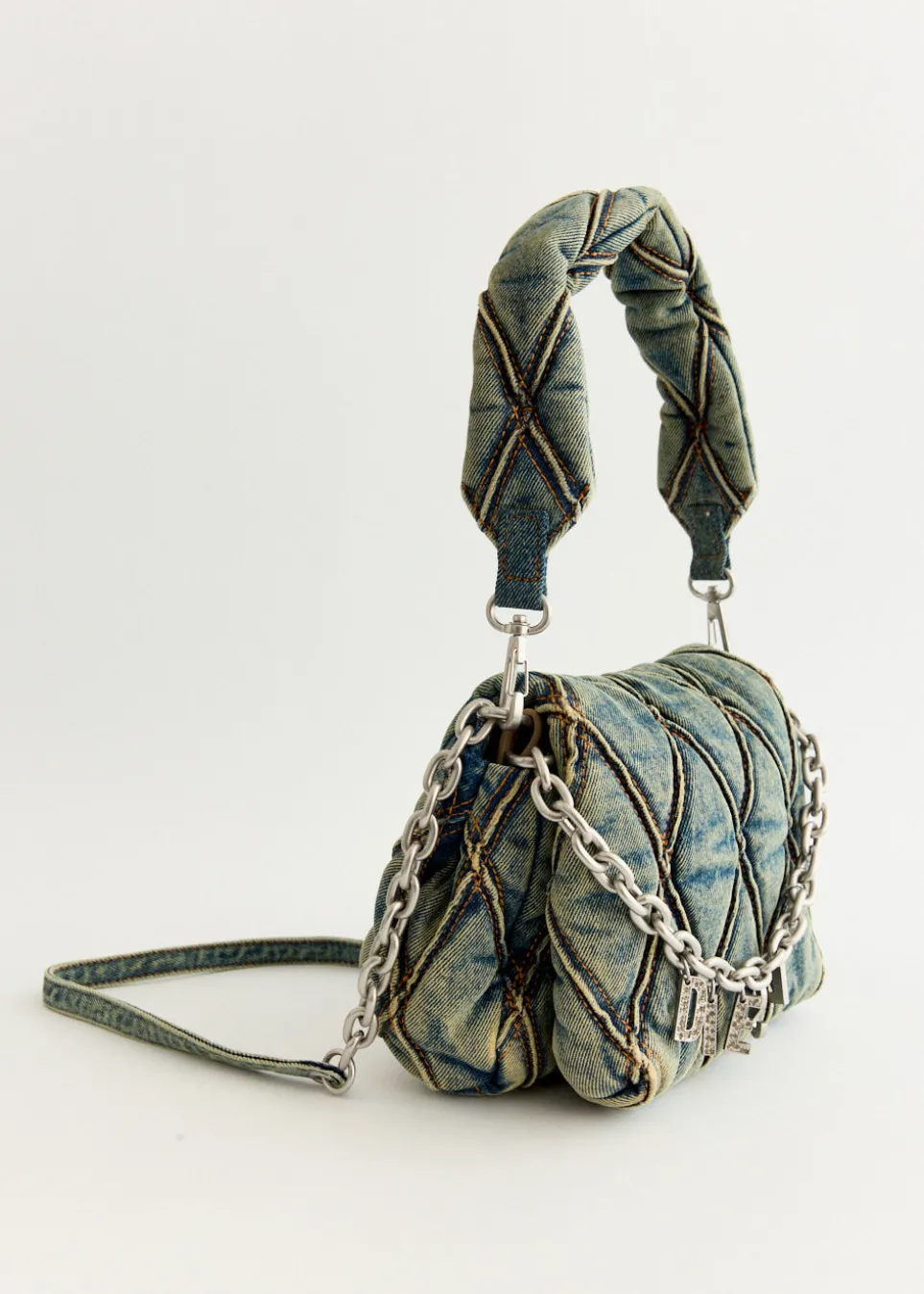Charm-D Shoulder Bag