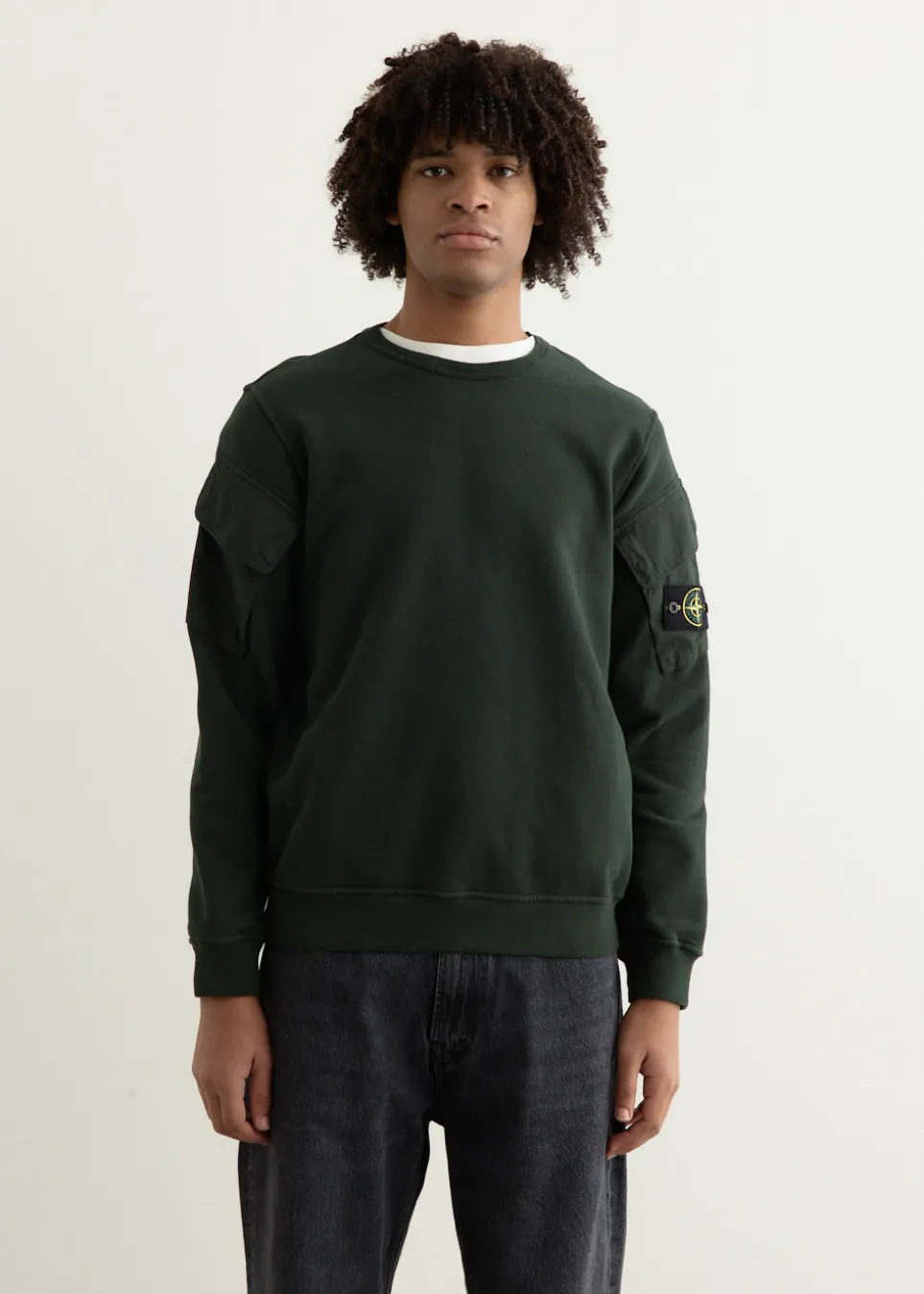 Contrast Bellow Pocket Sweatshirt