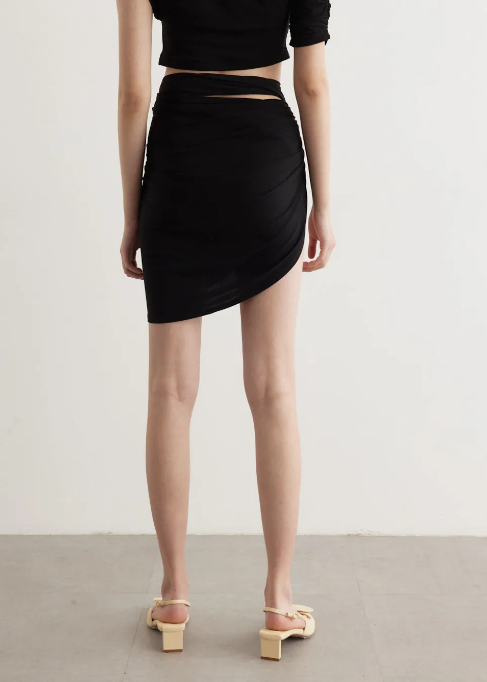 La Mini Jupe Drapeado