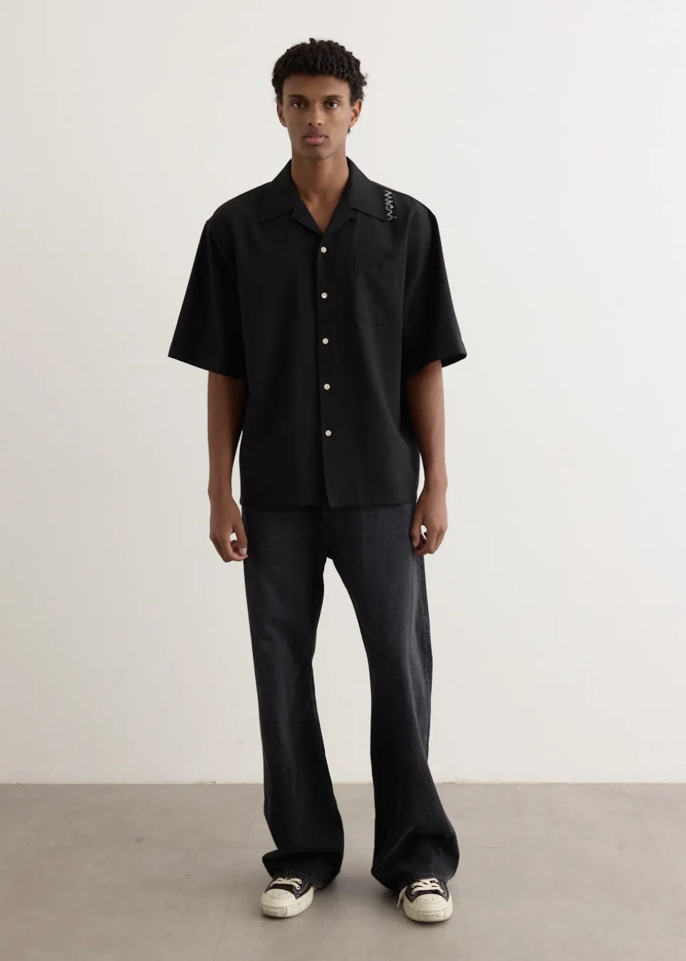 Light Wool Shoulder Logo Shirt