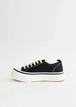 Low Top Ami 1980 Sneakers