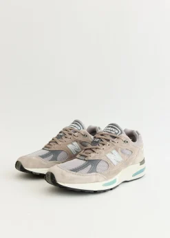 MADE in UK 991v2 'Dove' Sneakers