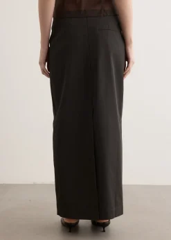 Minimal Column Skirt