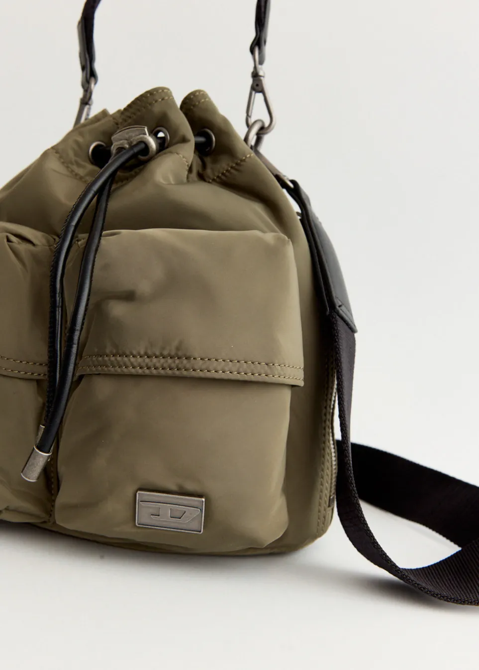 Multipocket Bucket Bag
