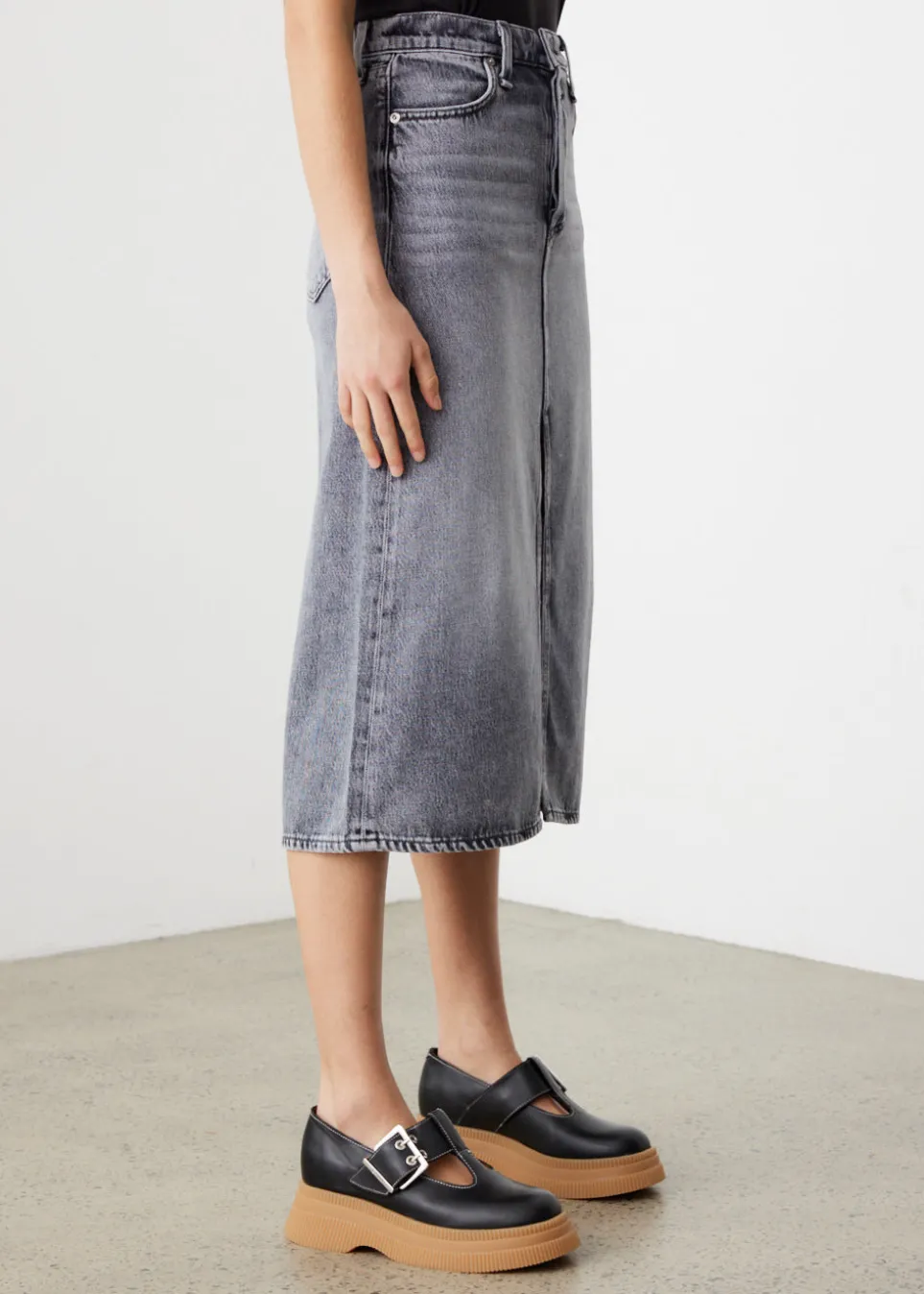 *NO STOCK* Broken In Denim High-Rise Skirt