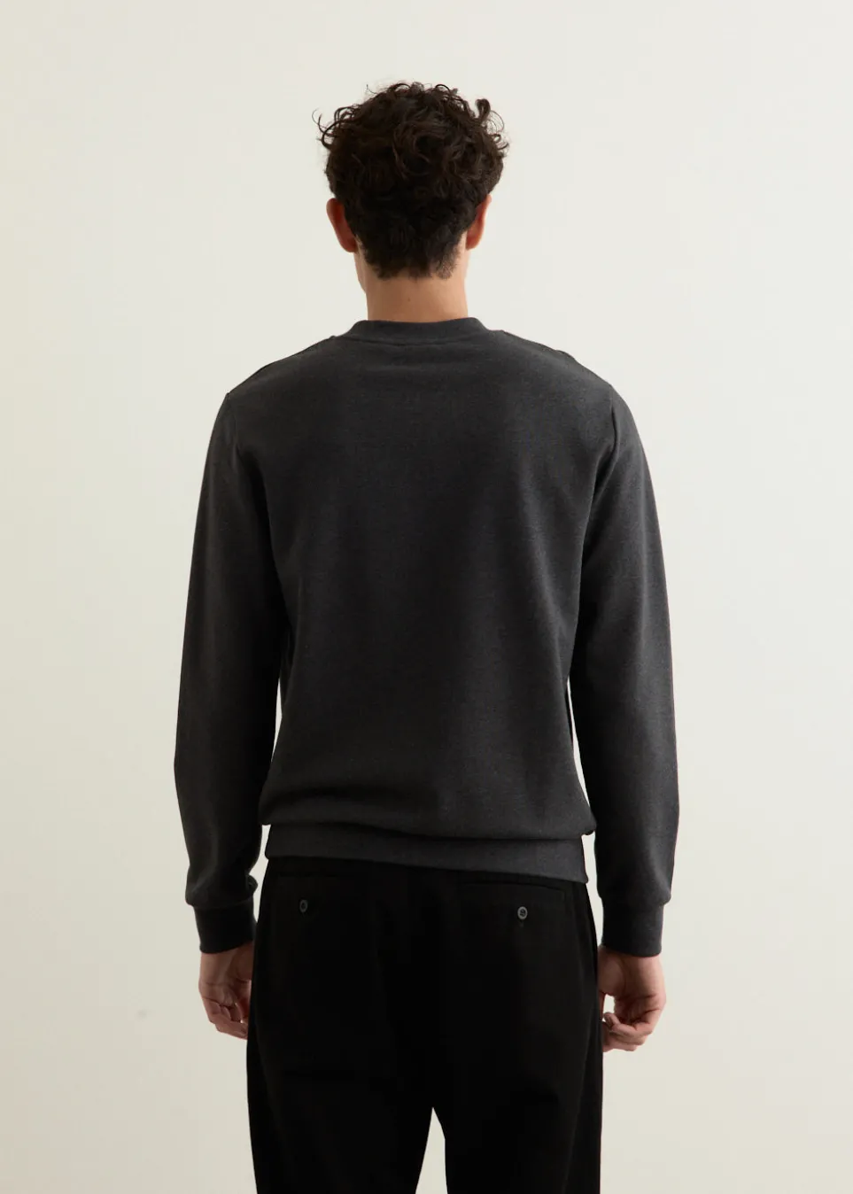 Standard Item Sweatshirt