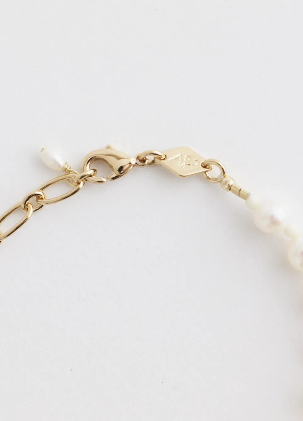 Stellar Pearly Bracelet