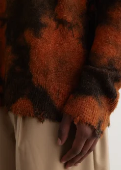 Uneven Garment Dye Crewneck Knit