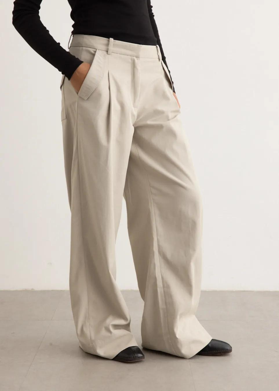 Utility Pleat Pants