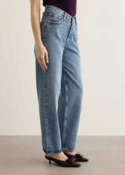 V-Waist Baggy Jeans