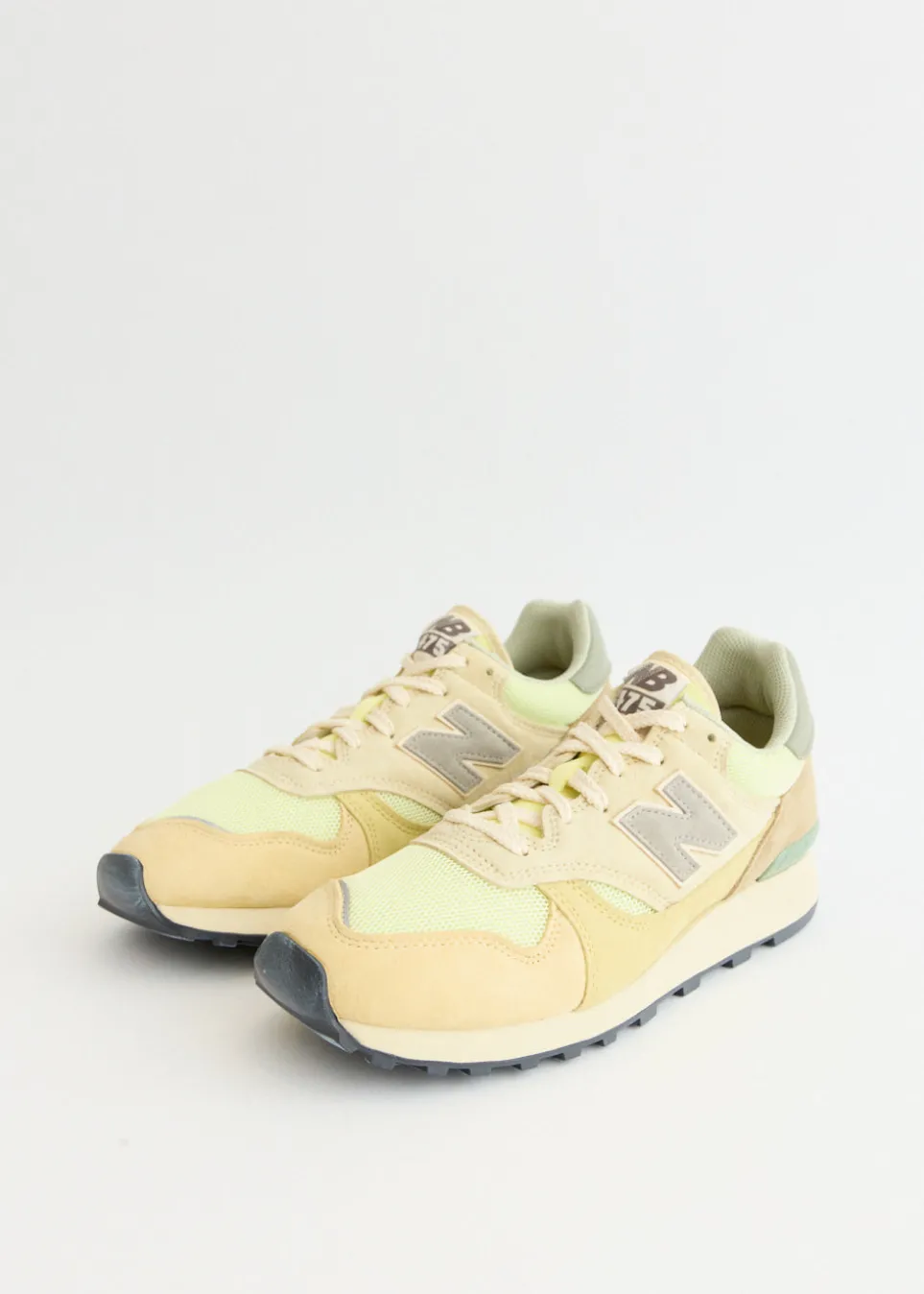 x AURALEE 475 'Aloe Wash' Sneakers