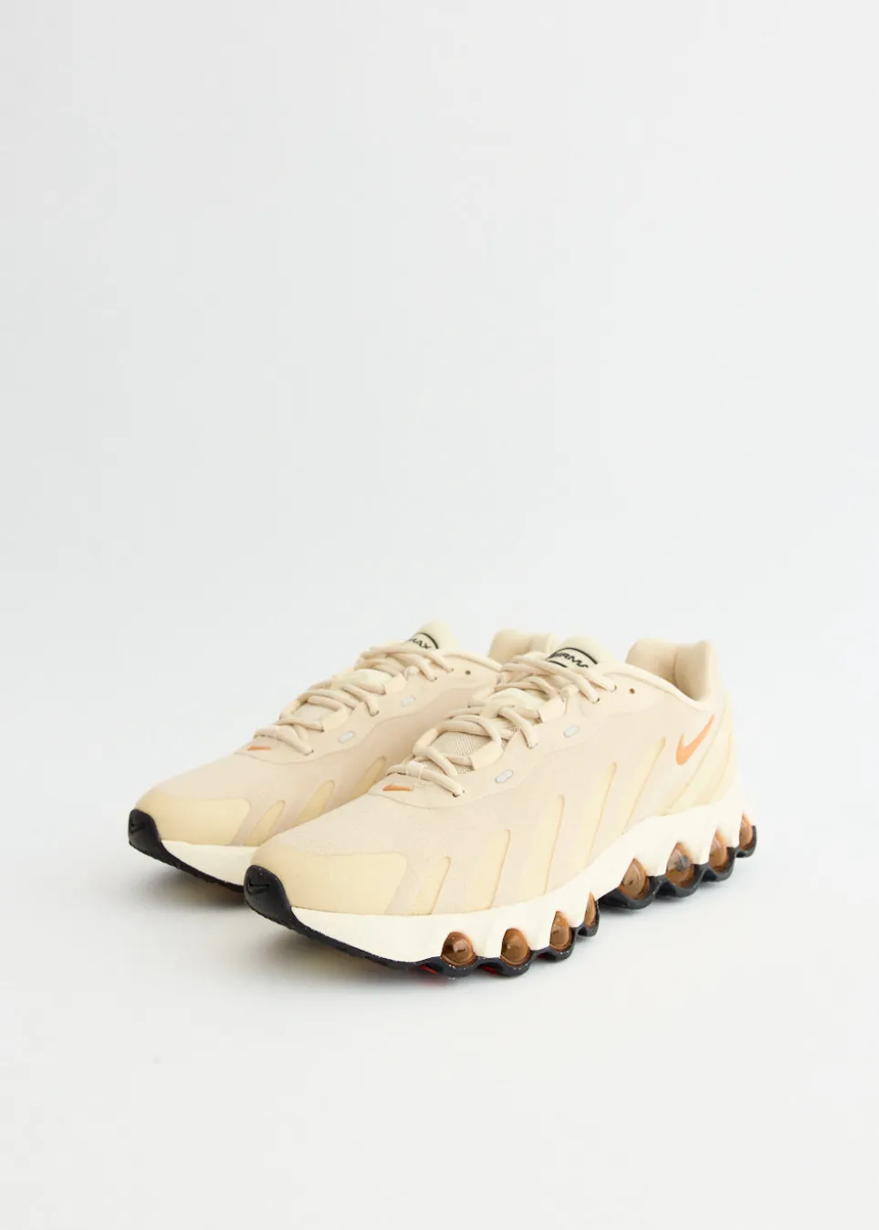 Air Max Dn8 'Light Khaki' Sneakers