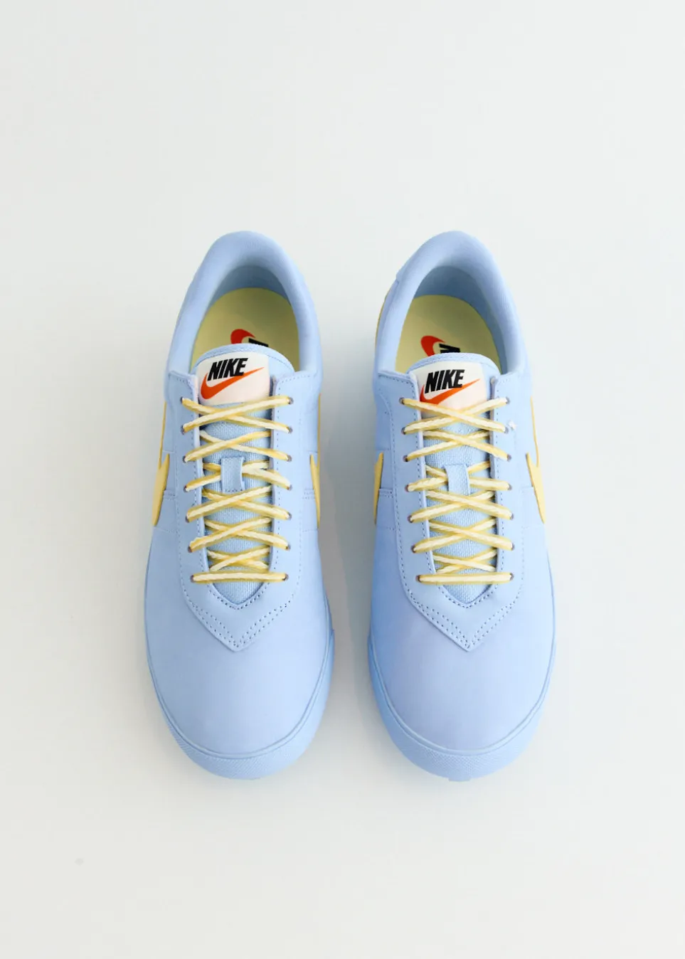 Astrograbber 'Aluminium Soft Yellow' Sneakers