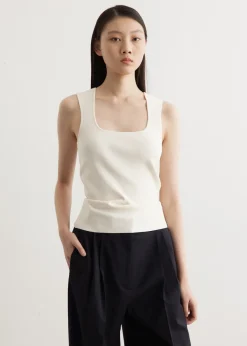 Bustier Shaped Knitted Top