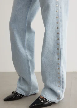 Crowd Jeans