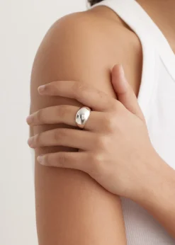Dome Ring