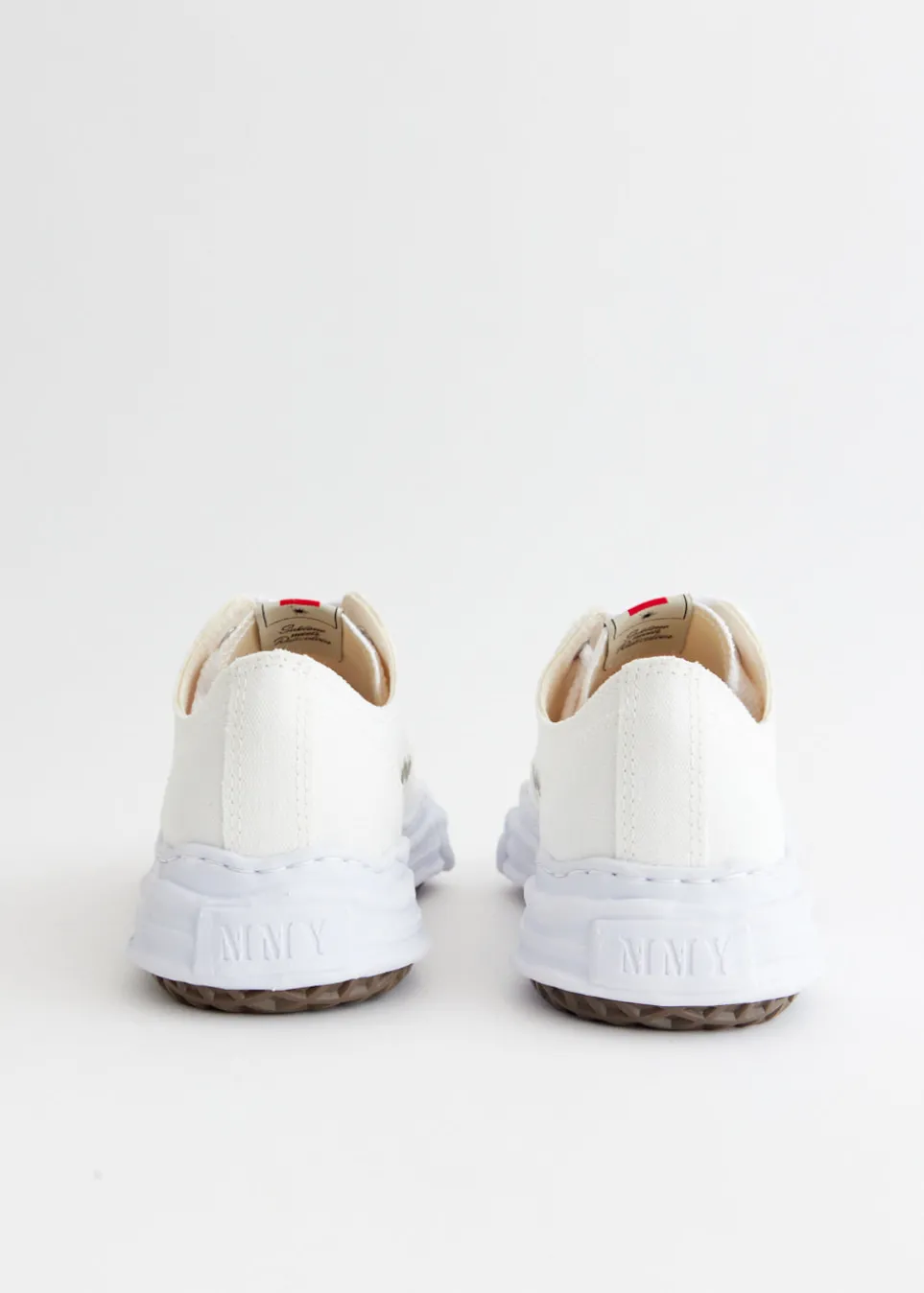 Hank Low Canvas Low Top Sneakers