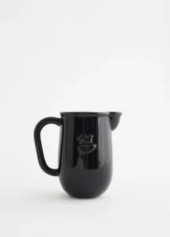 Kantine Pitcher