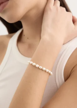 Medium Beads Freshwater Pearls Bracelet