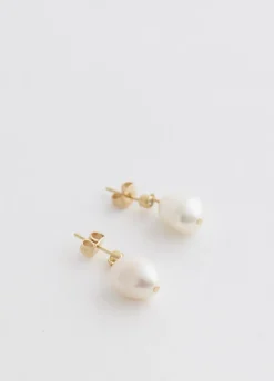 Pearly Earrings