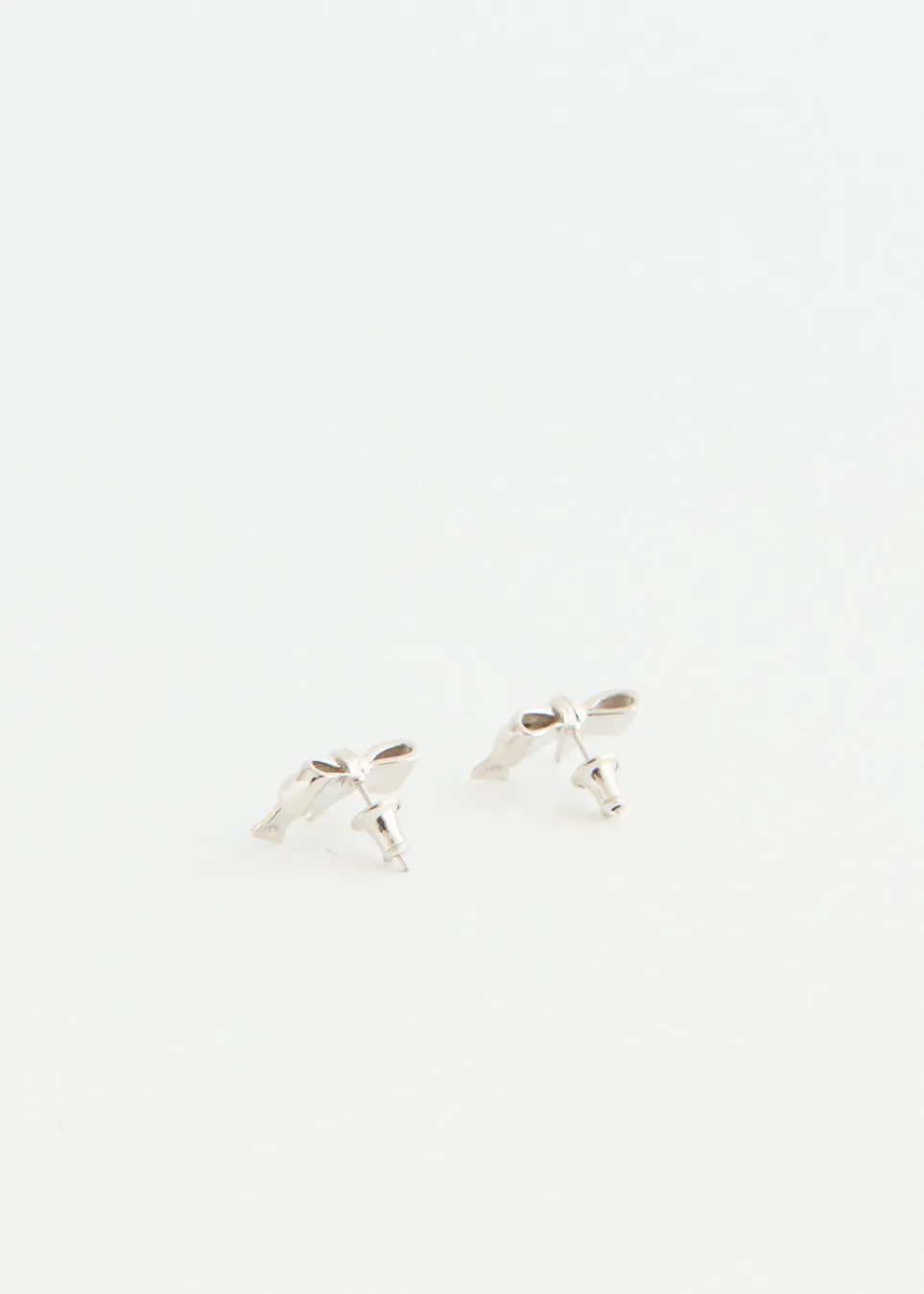 Ribbon Stud Earrings Medium