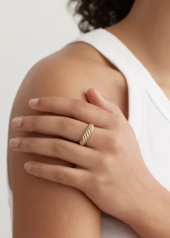 Twist Slim Ring